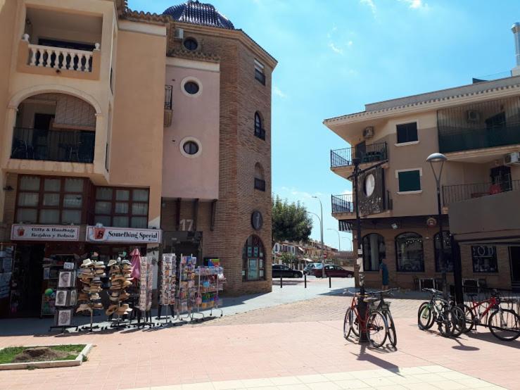 Los Alcázares Sheron'S Apartment מראה חיצוני תמונה